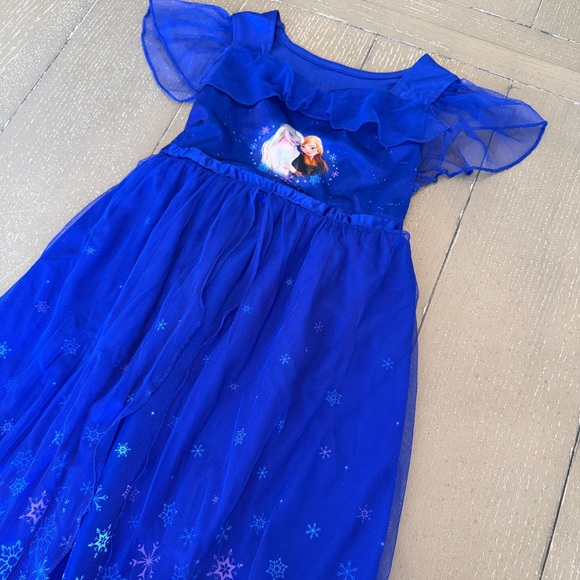 Disney Princess Frozen Elsa & Anna Fantasy Dress or Nightgown • Size S (6/6X) - Picture 10 of 13